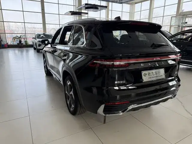 GEELY MONJARO 2022