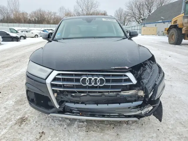 AUDI Q8 2018
