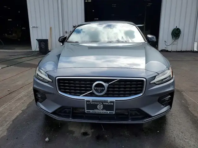 VOLVO S60 2019