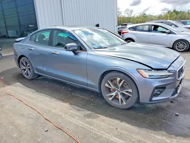 VOLVO S60 2019