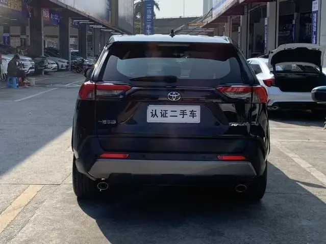 TOYOTA RAV4 2022