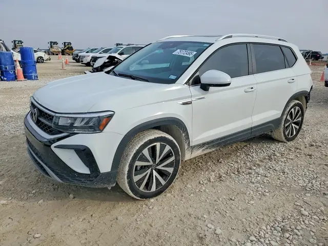 VOLKSWAGEN TAOS 2022