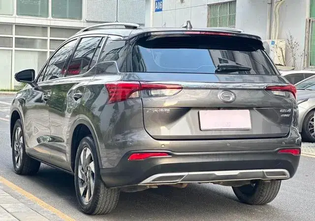 GAC TRUMPCHI GS4 2022