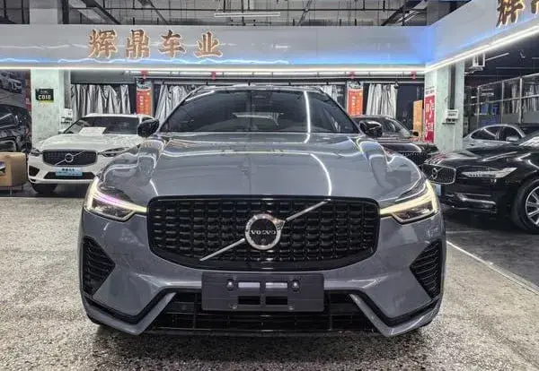 VOLVO XC60 PHEV 2023