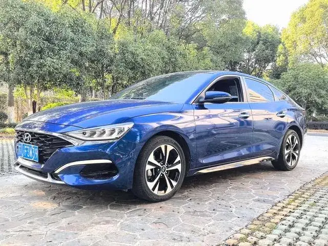 HYUNDAI LAFESTA 280TGDI DCT DLX 2021