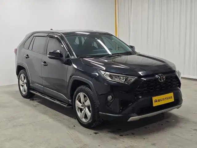 TOYOTA RAV4 2023