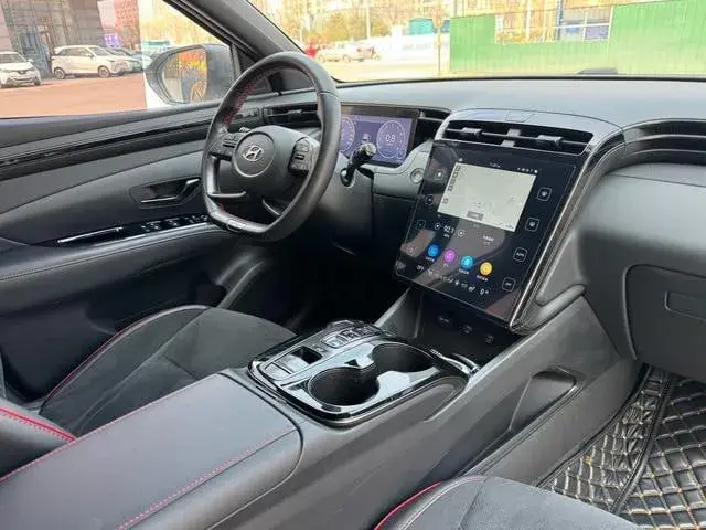 HYUNDAI TUCSON L 2022