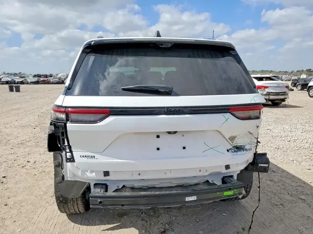 JEEP GRAND CHEROKEE 2023