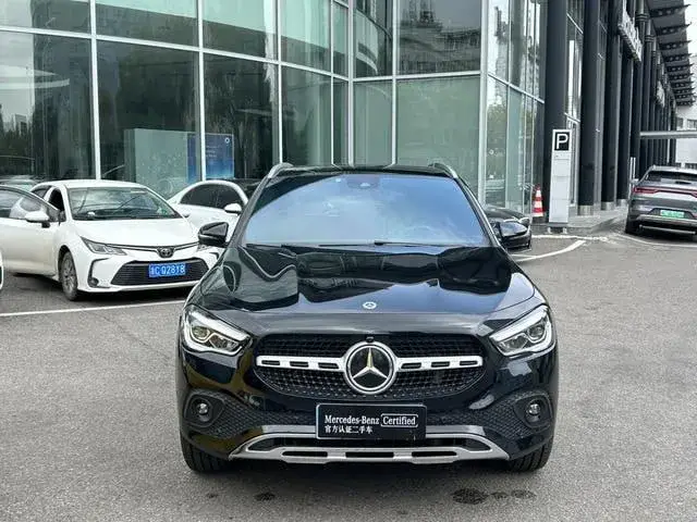 MERCEDES-BENZ GLA 2022