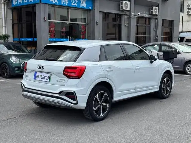 AUDI Q2L E-TRON 2022