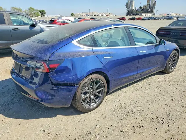 TESLA MODEL 3 LONG RANGE 2020