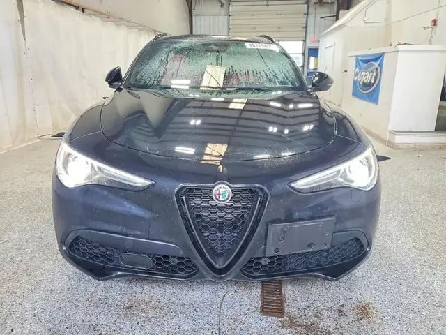 ALFA ROMEO STELVIO 2023