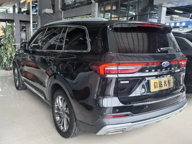 FORD EQUATOR 225 2023