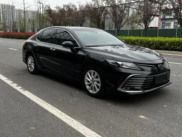 TOYOTA CAMRY 2023