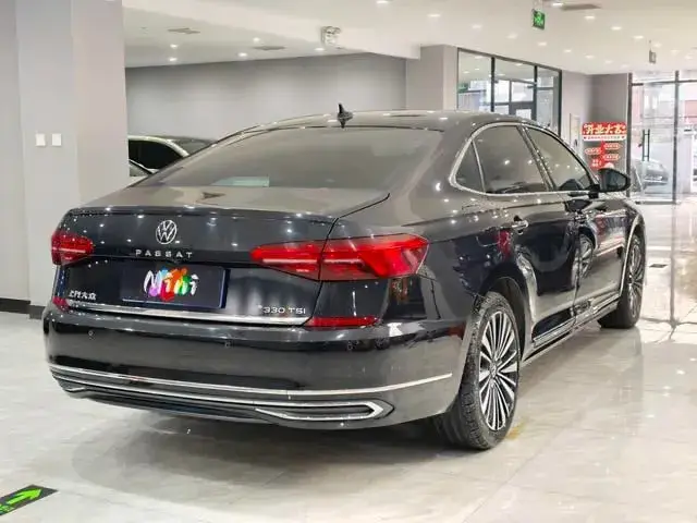 VOLKSWAGEN PASSAT 330TSI LUXURY EDITION 2021