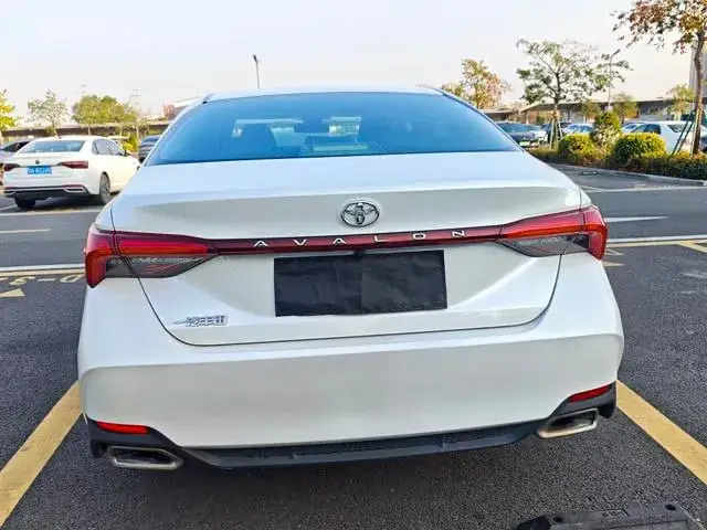 TOYOTA AVALON 2022