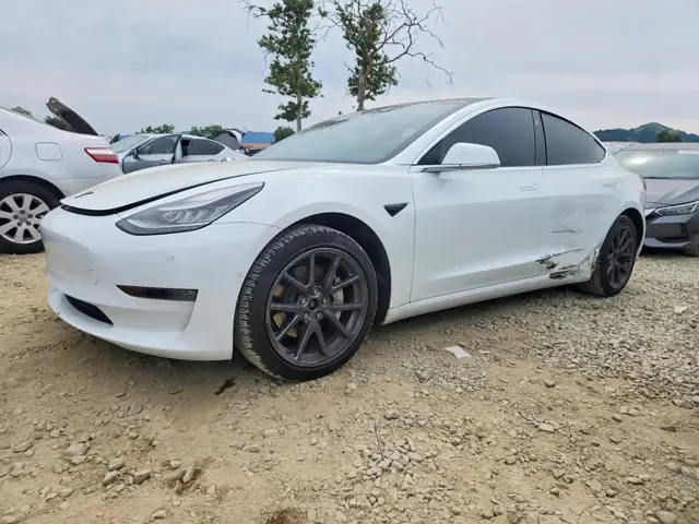 TESLA MODEL 3 LONG RANGE 2018