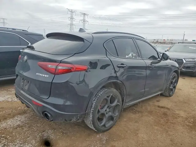 ALFA ROMEO STELVIO TI 2022
