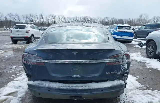 TESLA MODEL S 2020