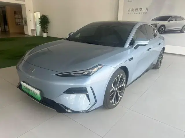 GEELY GALAXY E8 2025