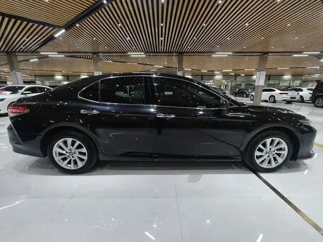 TOYOTA CAMRY 2022