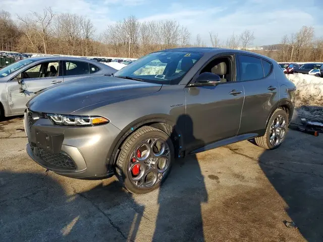 ALFA ROMEO TONALE VELOCE 2024