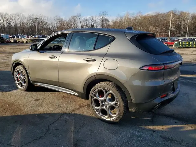 ALFA ROMEO TONALE VELOCE 2024