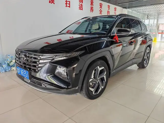 HYUNDAI TUCSON 2023