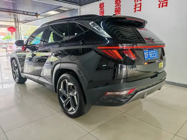 HYUNDAI TUCSON 2023