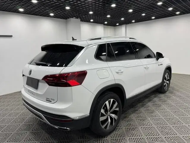 VOLKSWAGEN TAYRON L 2022