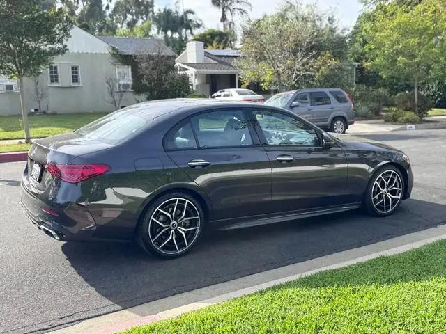 MERCEDES-BENZ C-CLASS C 300 2023