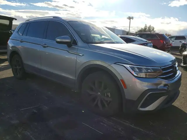 VOLKSWAGEN TIGUAN SE 2022