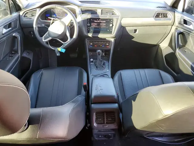 VOLKSWAGEN TIGUAN SE 2022