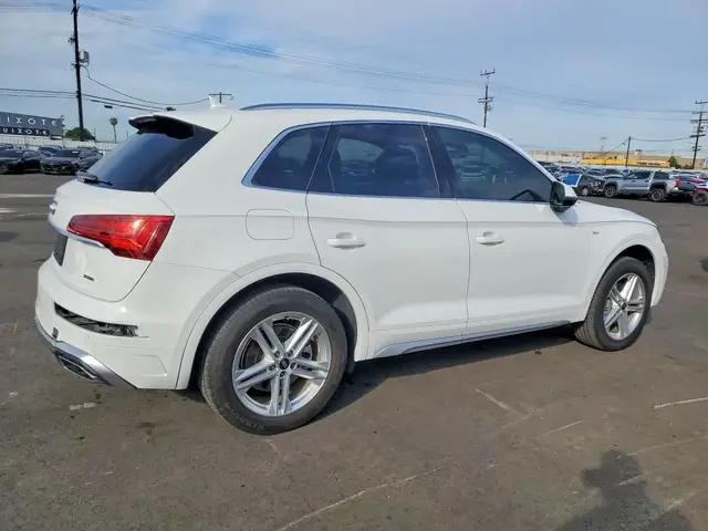 AUDI Q5 E PREMIUM PLUS 2022