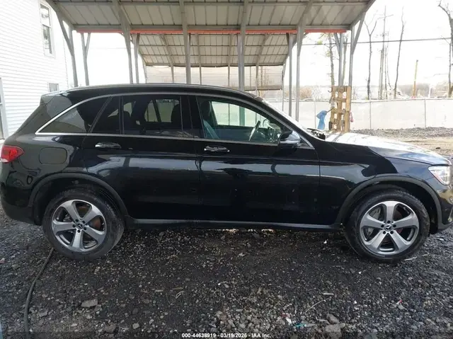 MERCEDES-BENZ GLC 300 4MATIC SUV 2022