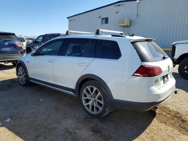VOLKSWAGEN GOLF ALLTRACK S 2017