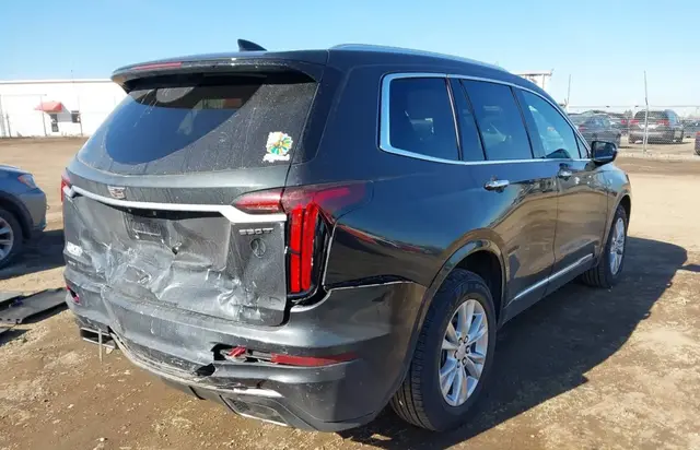 CADILLAC XT6 2022