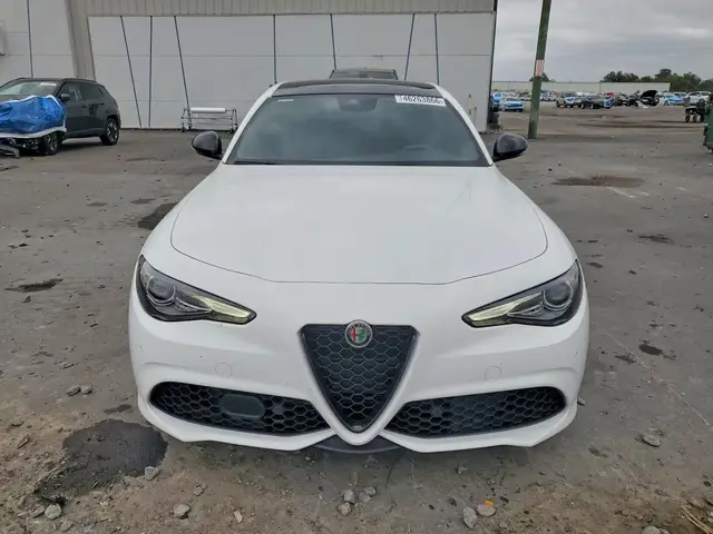 ALFA ROMEO GIULIA 2023