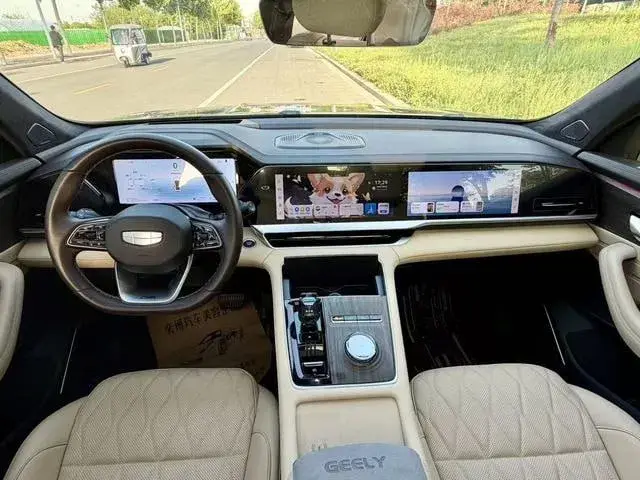 GEELY XINGYUE L 2025