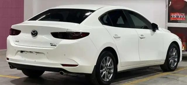 MAZDA 3 AXELA 2021