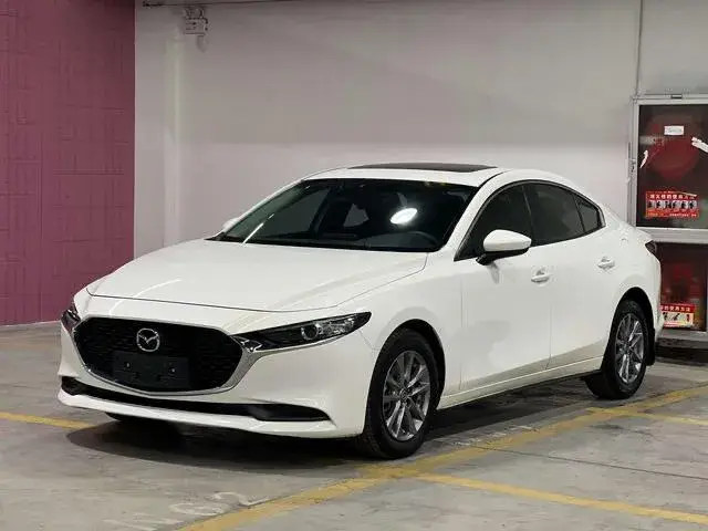 MAZDA 3 2021