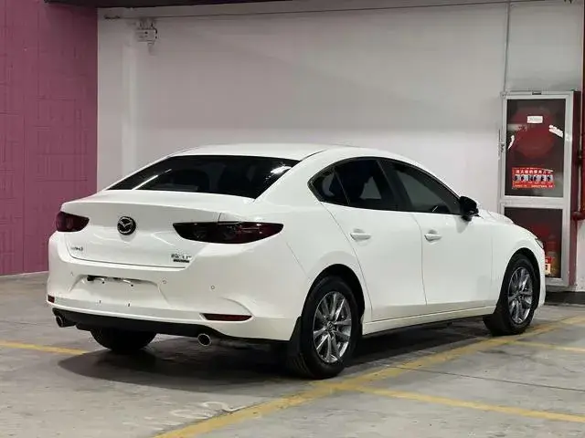 MAZDA 3 2021