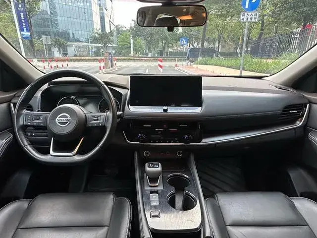 NISSAN X-TRAIL LUXURY 2022