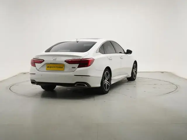HONDA INSPIRE 2022