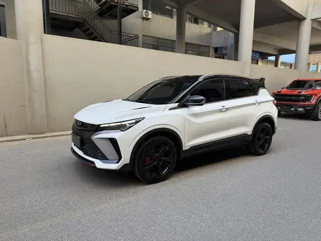 GEELY COOLRAY ПАНОРАМНЫЙ ЛЮК 2023