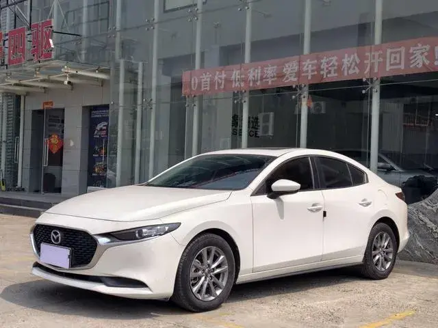 MAZDA 3 AXELA 2021