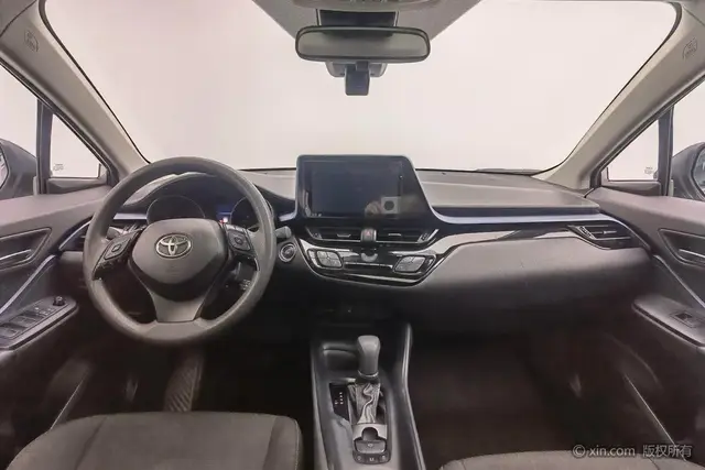 TOYOTA C-HR 2022