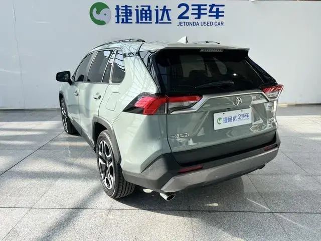 TOYOTA RAV4 - 11/2021 RAV4 4WD - 11/2021 2021