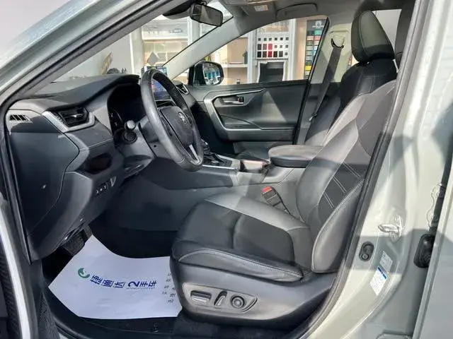 TOYOTA RAV4 - 11/2021 RAV4 4WD - 11/2021 2021
