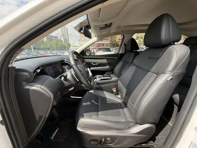 HYUNDAI TUCSON L 2021
